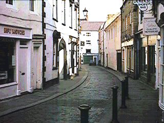 View along Backstreet